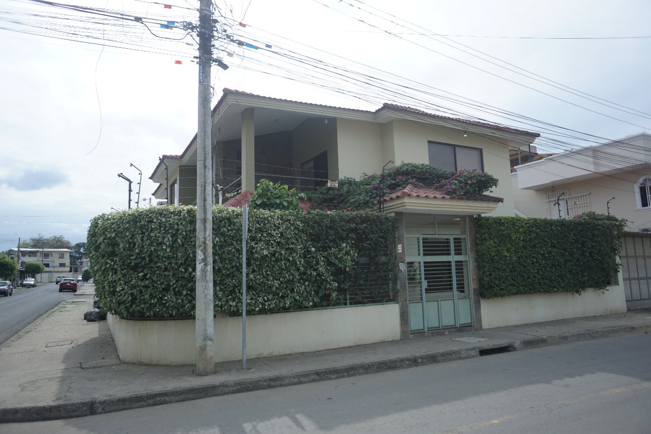 Venta de Casa en Portoviejo con 6 habitaciones, Manabi